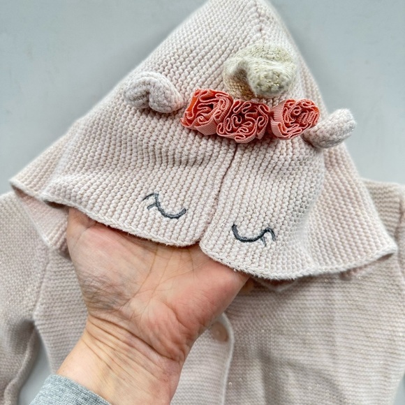 oshkosh B'Gosh pink girl cable knit unicorn feminine dainty button cardigan 4T - Picture 3 of 6